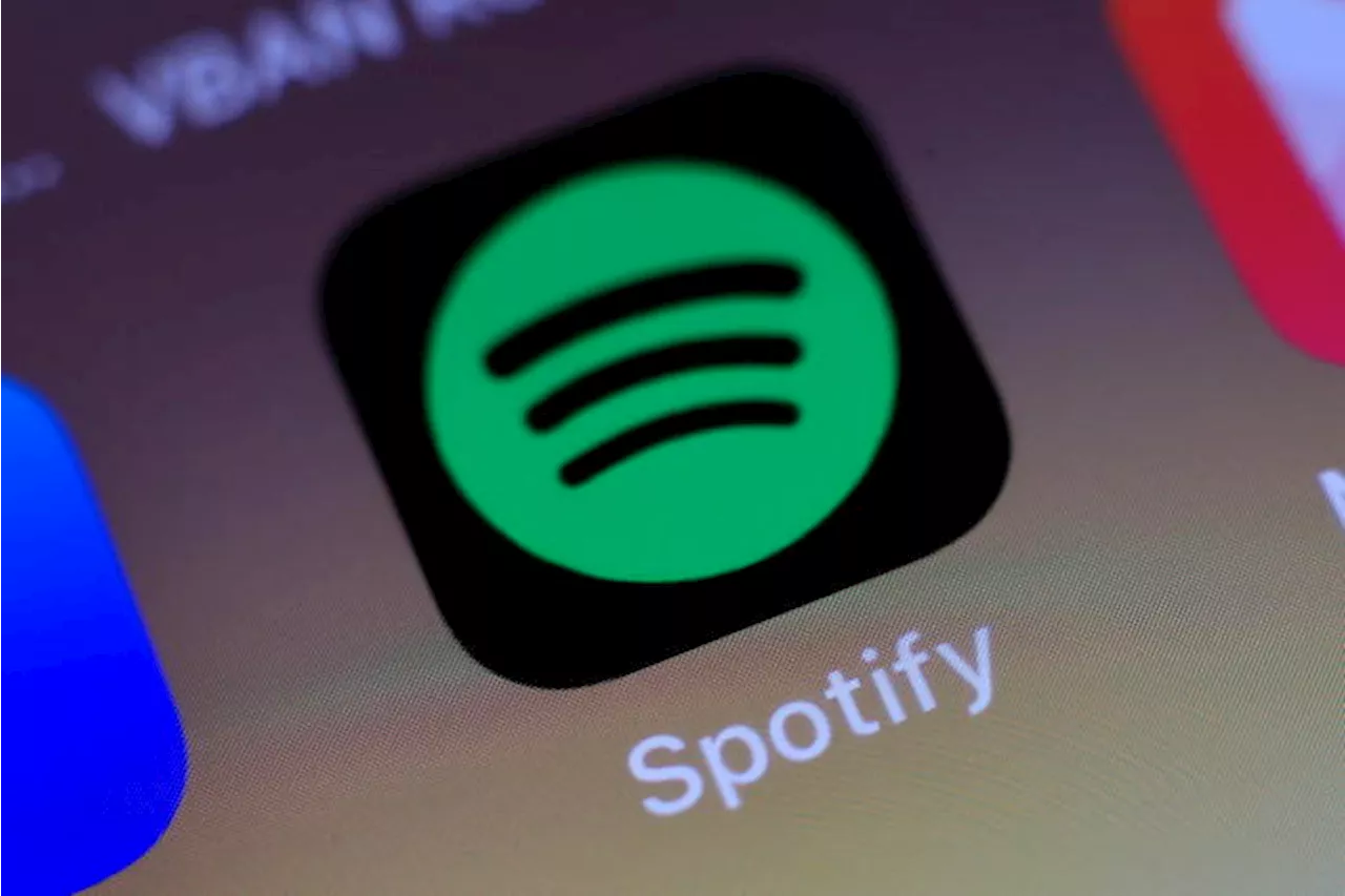 Geolier Conquista Titolo di Artista Più Ascoltato su Spotify in Italia nel 2024