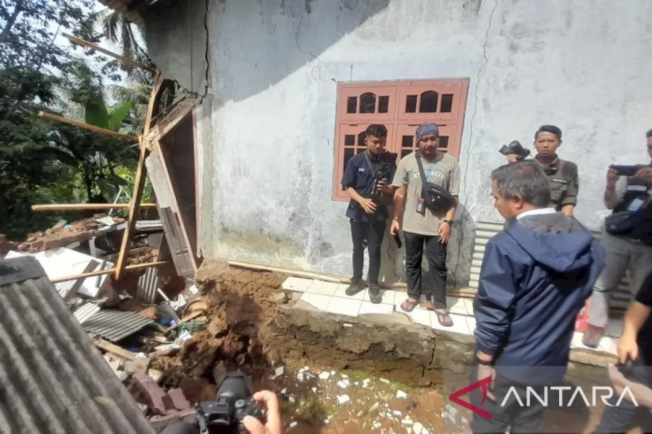 Pj Gubernur Jabar: Saat ini fokus penanganan korban dan akses jalan