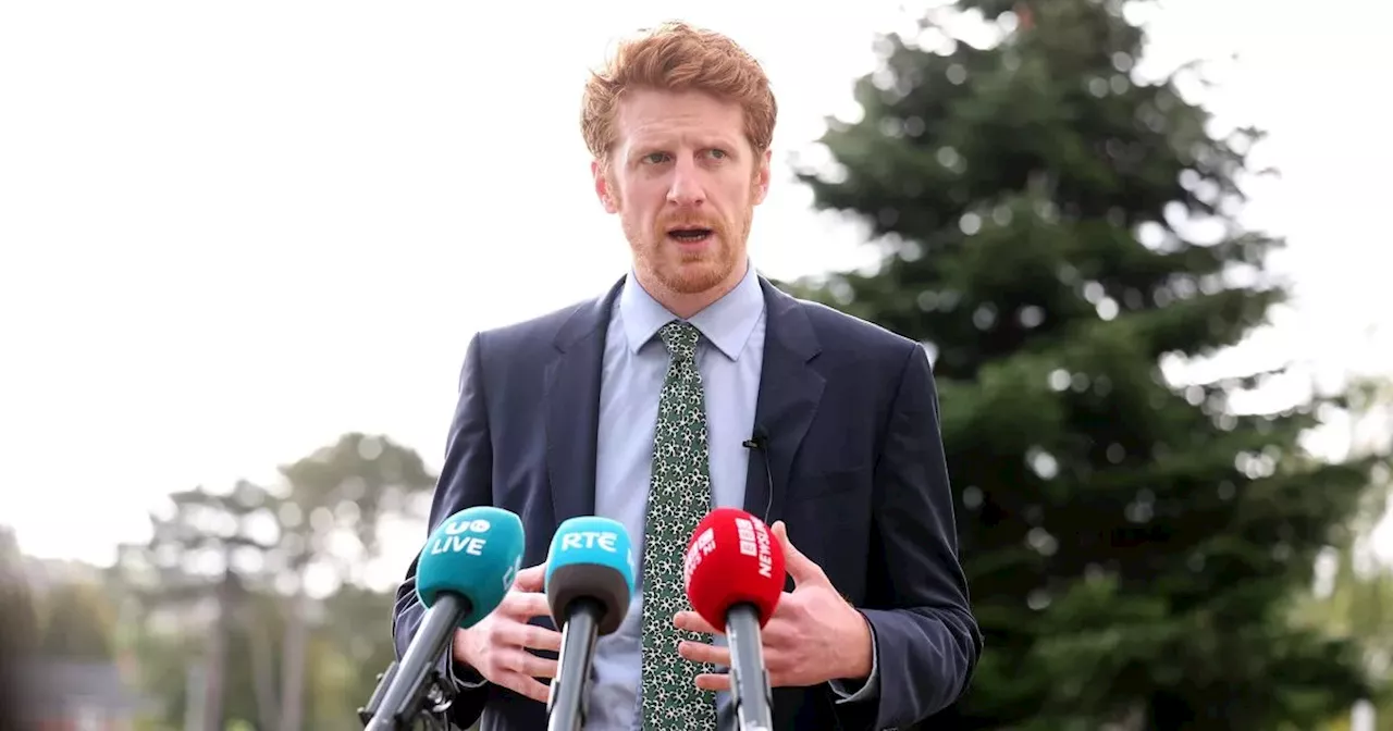 'Executive wasting everyone's time' says Matthew O'Toole as media walk out