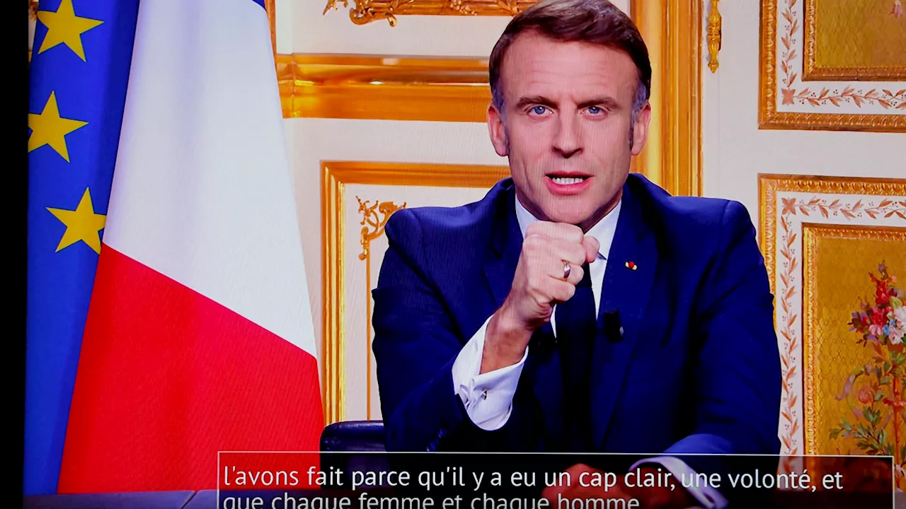 Censure du gouvernement: Macron dénonce 'un front anti-républicain' de 'l'extrême droite et l'extrême...