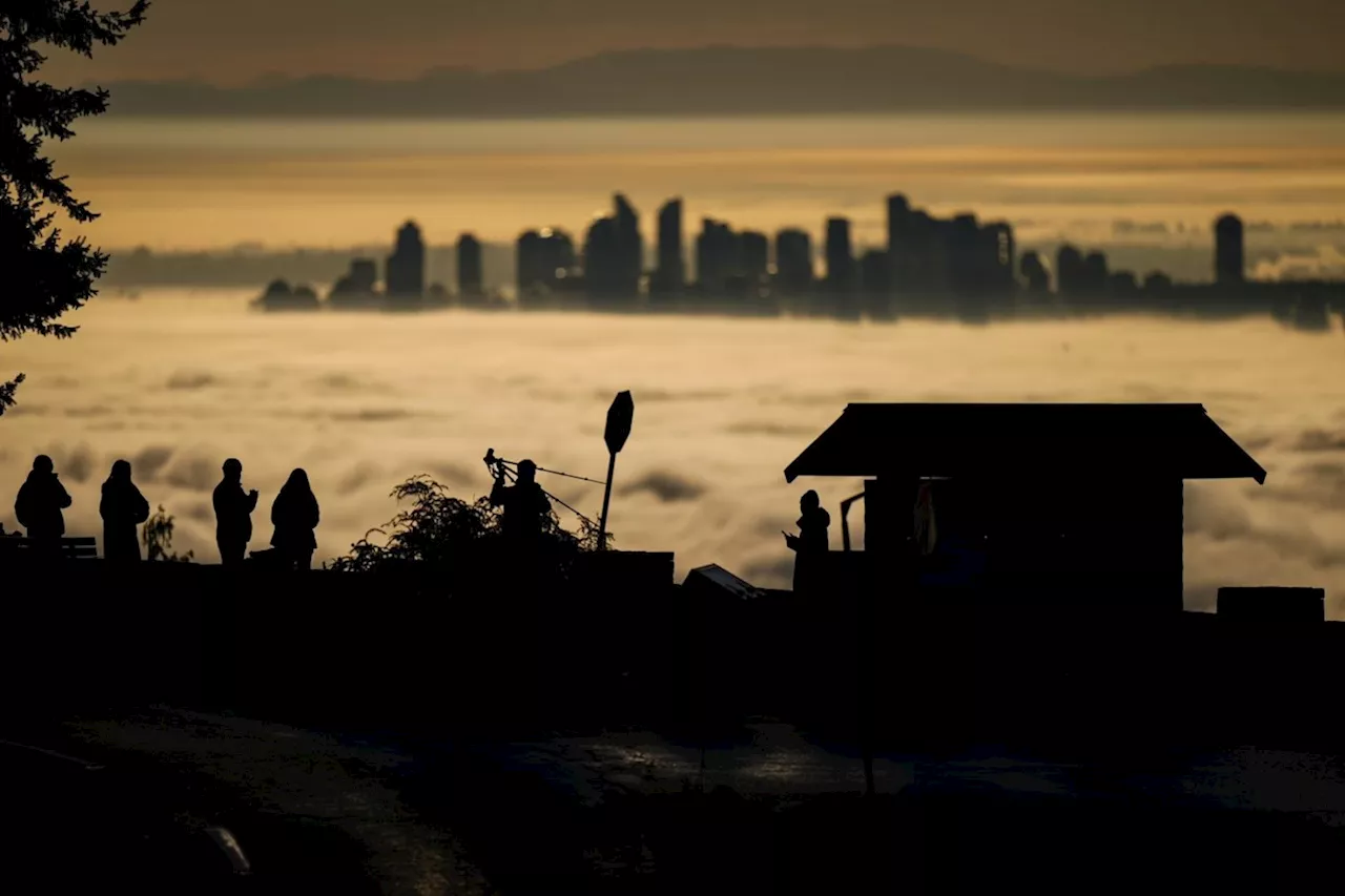 Another day of heavy fog, near-zero visibility in Metro Vancouver