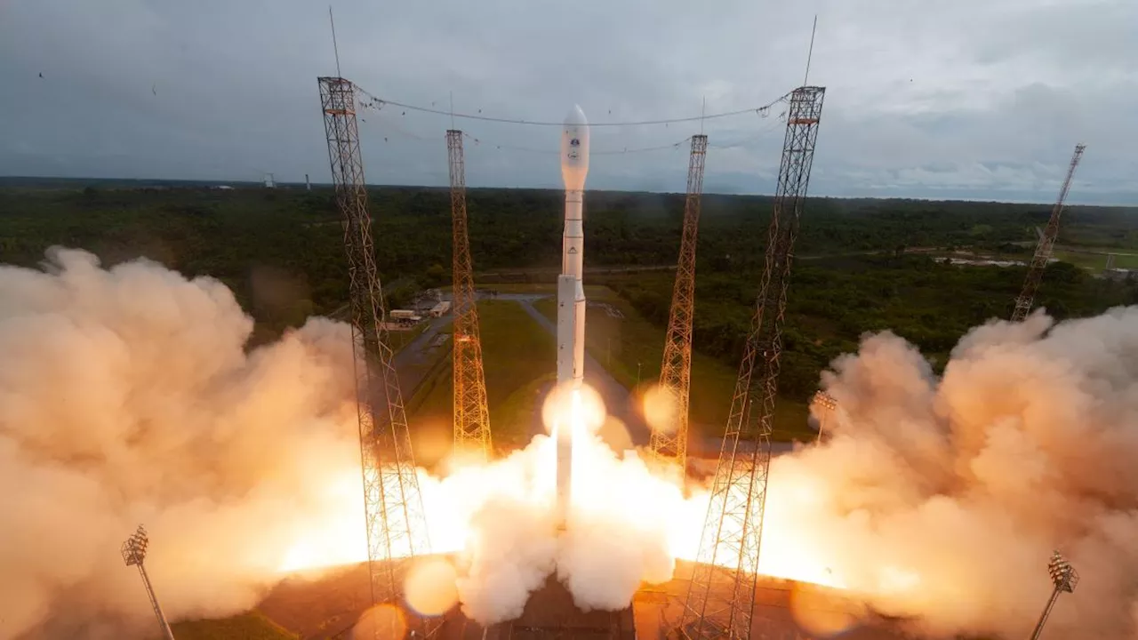 Vega-C Dağıtıcı Roketi ve Sentinel-1C Uyutucu Sateliti Kourou'dan Kalktı