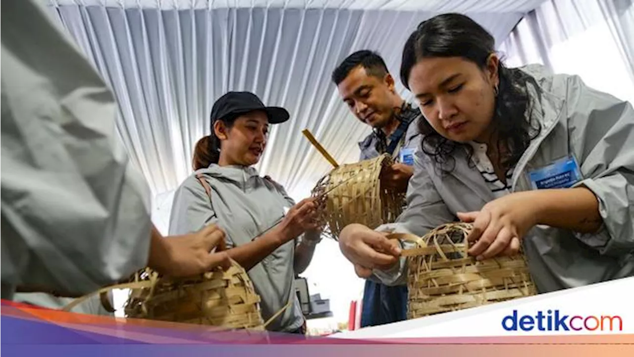 Intip Cara Membuat Anyaman hingga Kompos di Workshop Lingkungan Astra