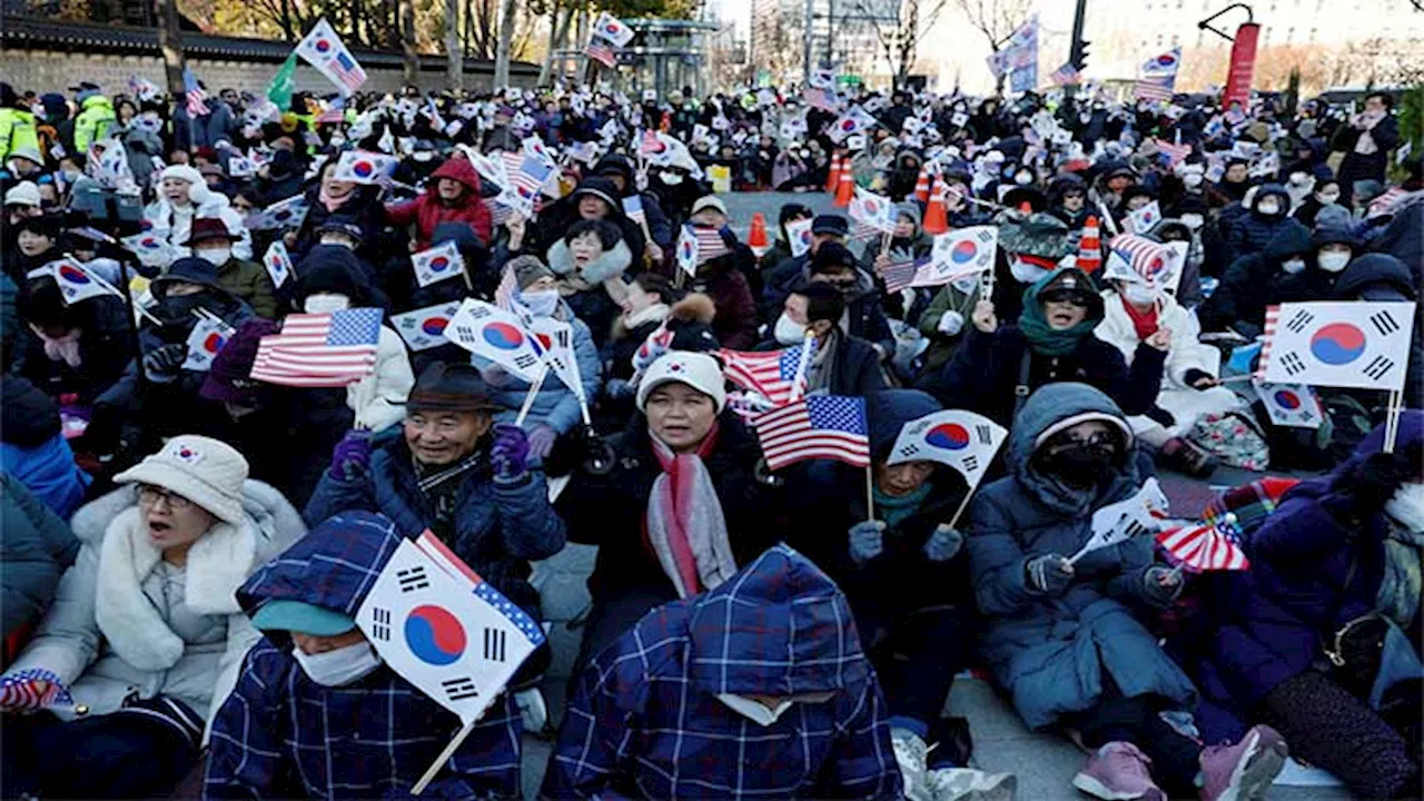 Korea ke Jamhoori Parliamanat President Yoon Suk Yeol ko Badalney Ke Liye Motion Introduce Ki