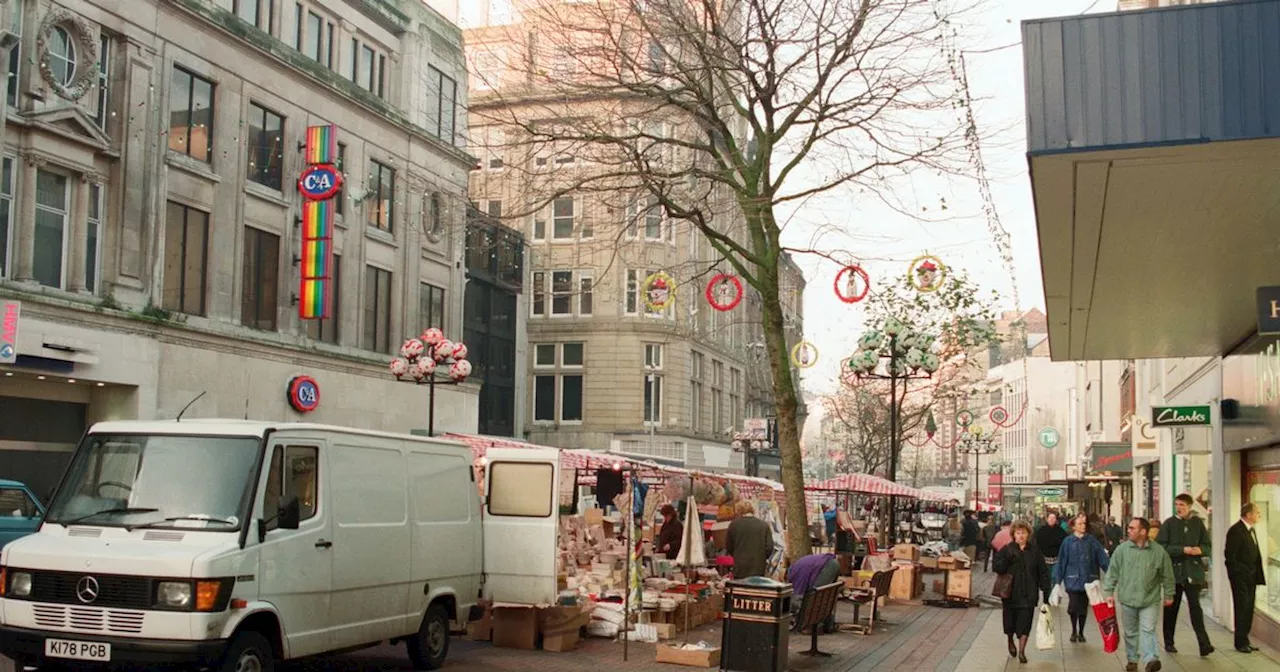 Spot yourself in these 90s photos of Liverpool Christmas shopping