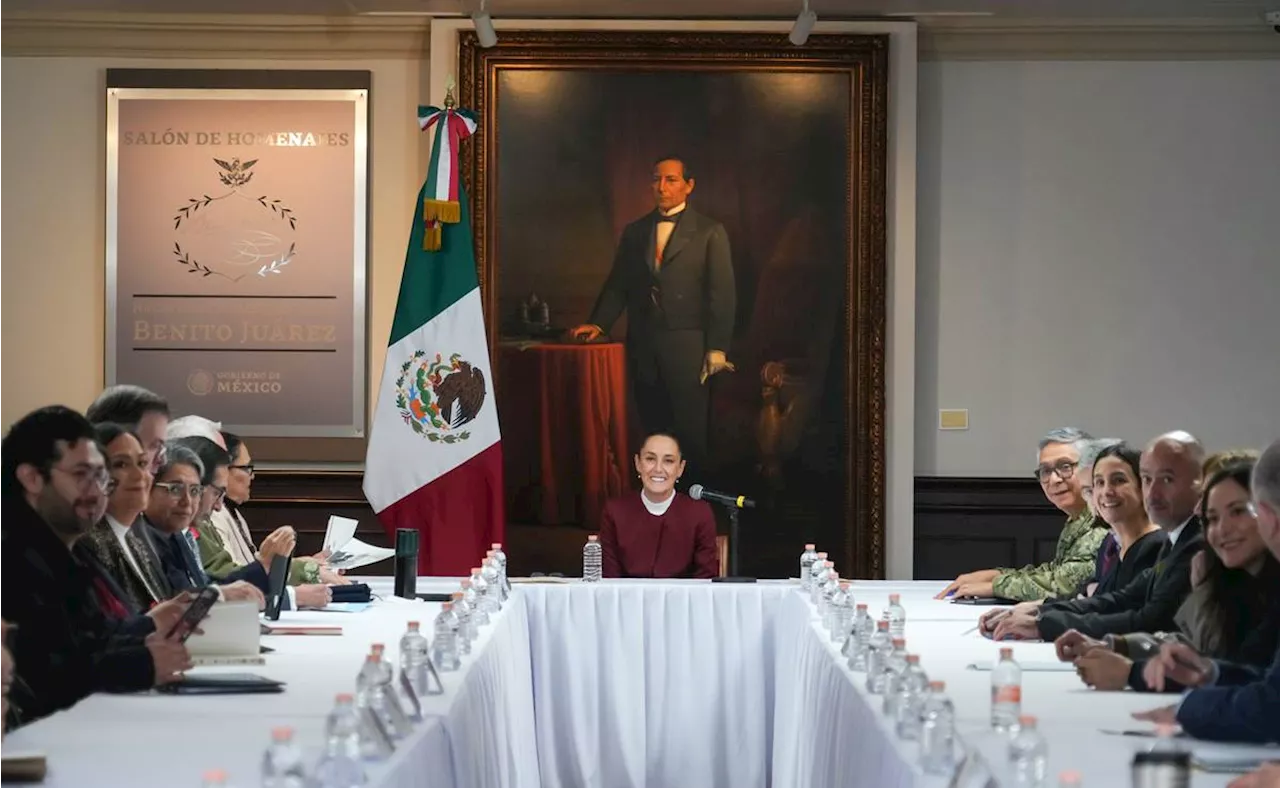 Claudia Sheinbaum se reúne con su gabinete legal; realiza balance de los primeros dos meses de gobierno