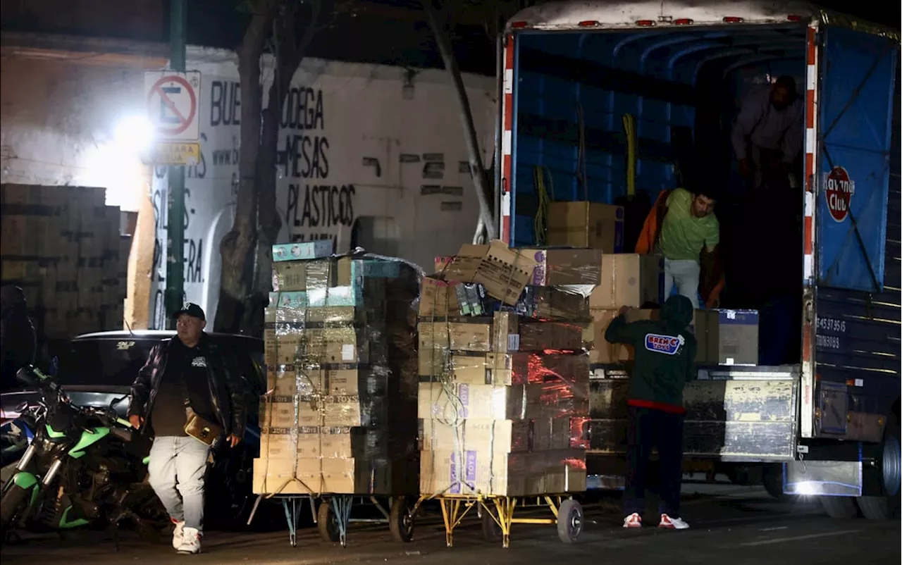 Descarga Nocturna de Mercancías en el Centro Histórico de la Ciudad de México