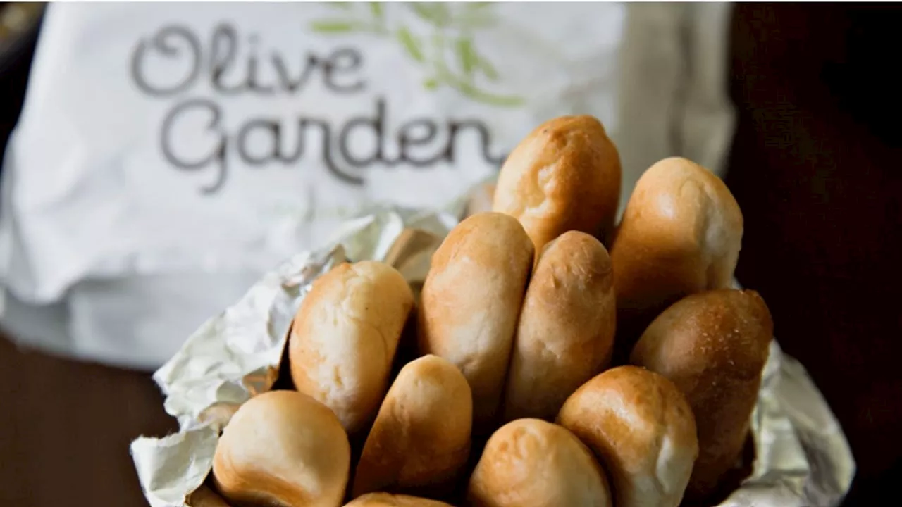 Olive Garden Breadstick Stirs Social Media Frenzy