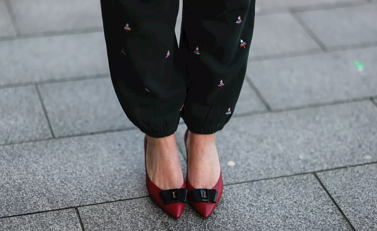 Vermeide den Ugly Christmas Sweater und das knappe kleine Schwarze - Hier sind die drei Fehler bei deinem Weihnachtsoutfit