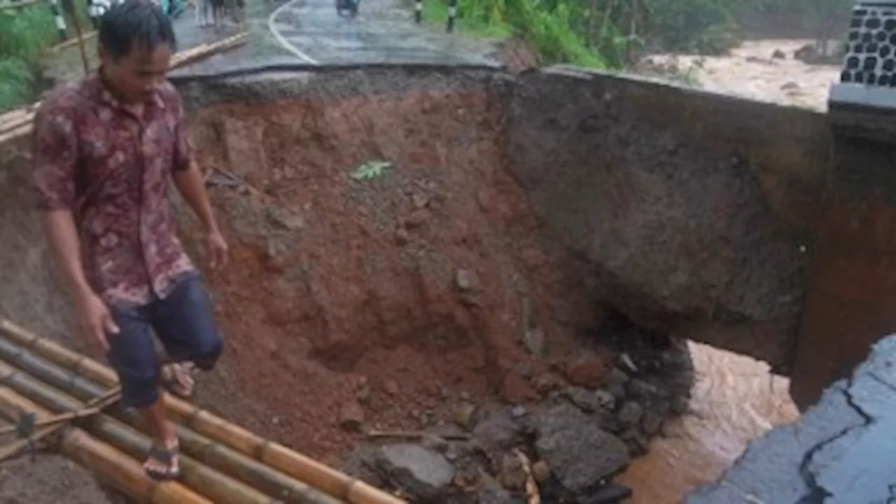 34 Kecamatan di Sukabumi Diterjang Bencana Alam, Tiga Warga Tewas