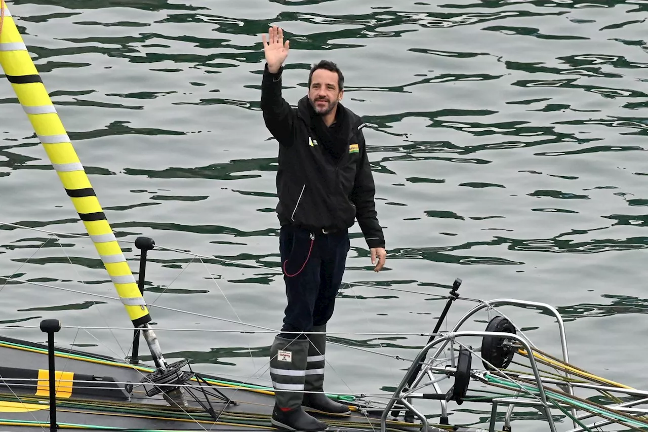 Vendée Globe : Louis Burton abandonne, deuxième skipper à rentrer au port