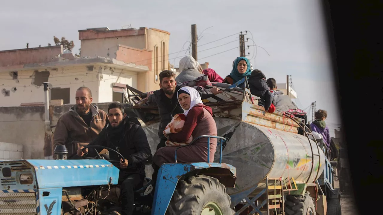 Jihadisti entrano a Hama, centro della Siria, dopo aver preso Aleppo