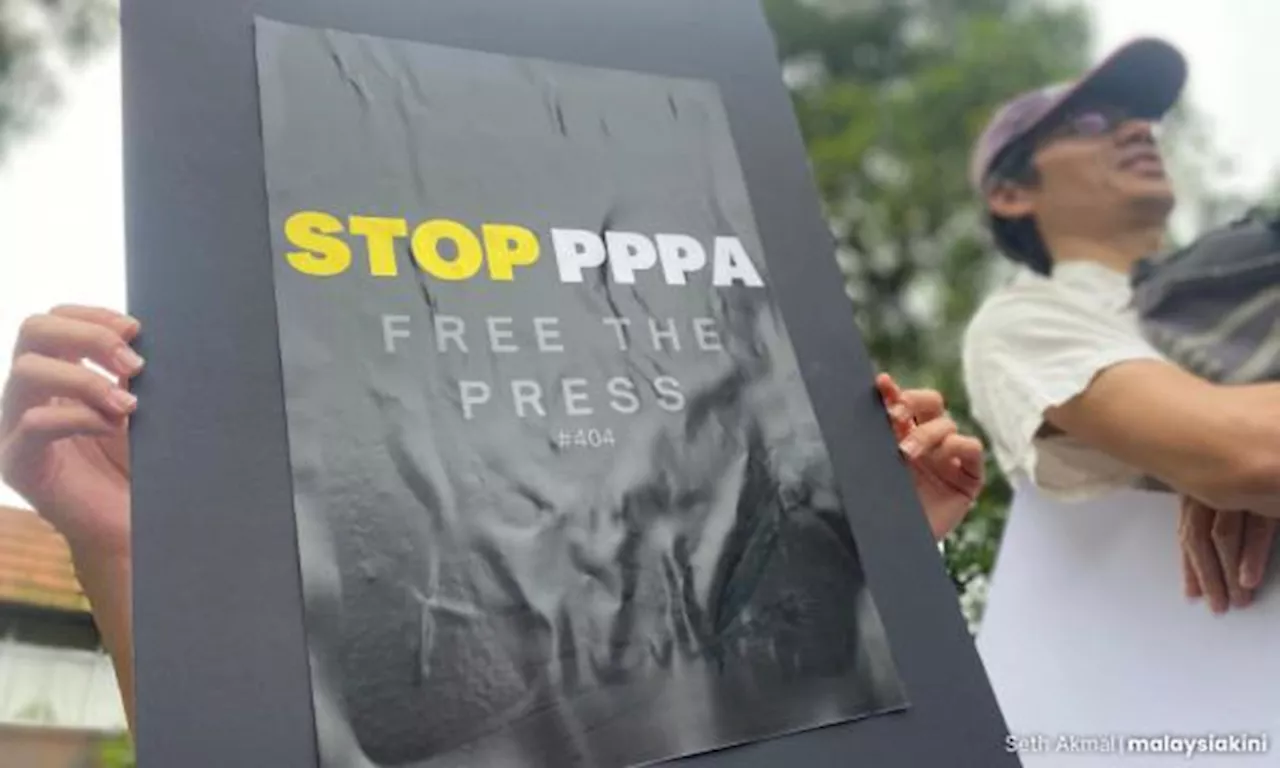 Malaysiakini Goes Black and White in Media Freedom Protest