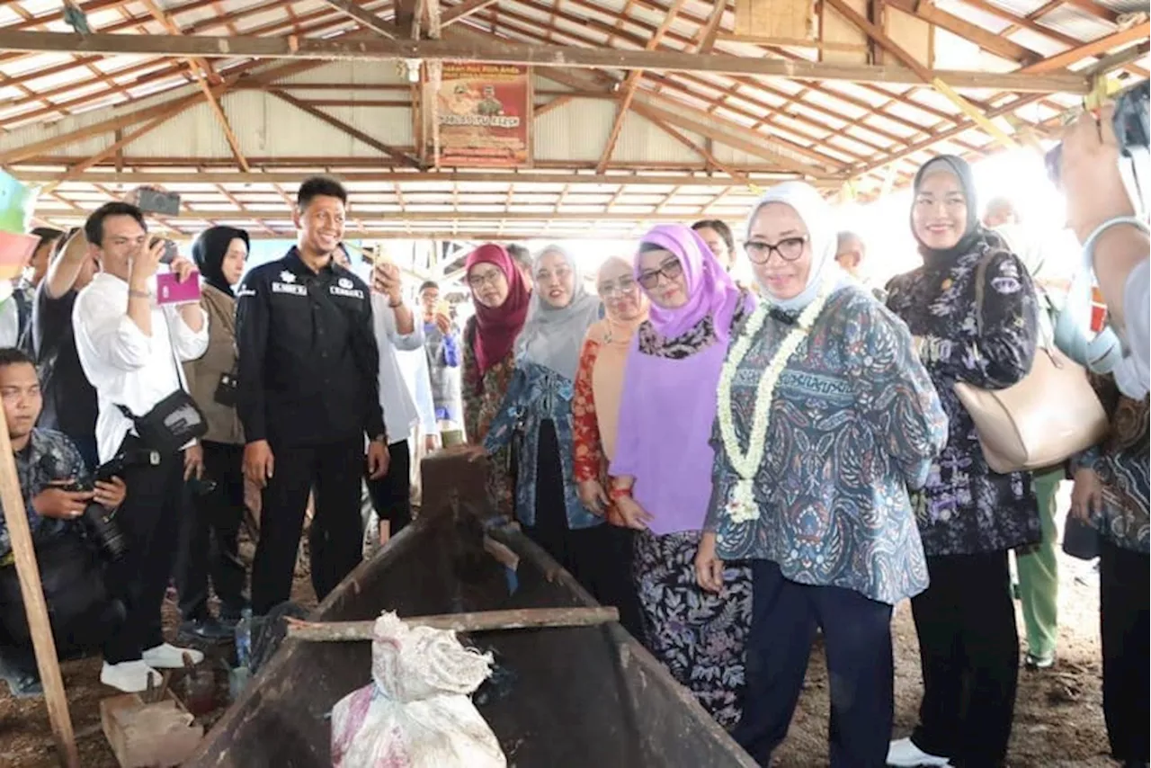 Menteri PPPA Launching Ruang Bersama Merah-Putih (RBMP) di Desa Pulau Sewangi Kalsel