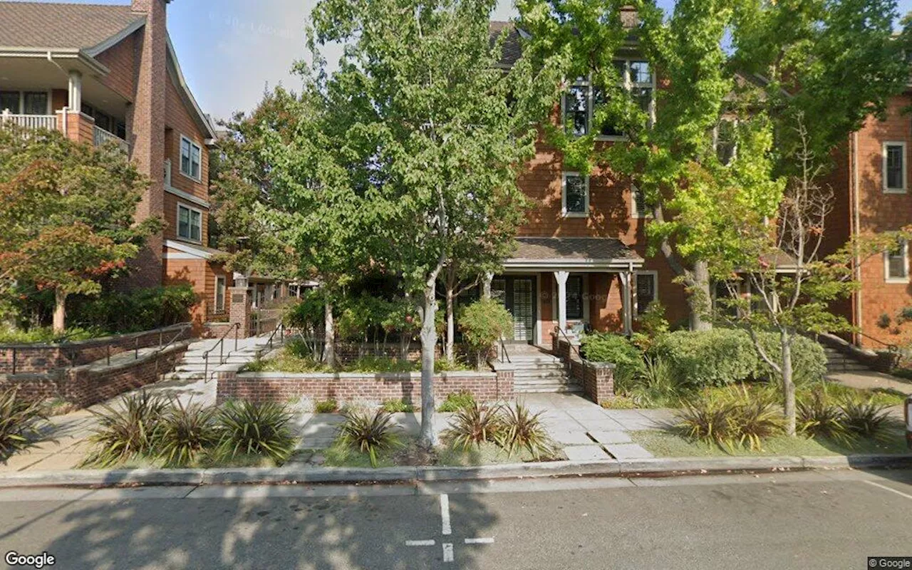 Condominium sells in Palo Alto for $2.8 million