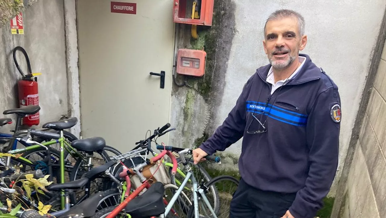 Bureau des objets trouvés à Millau : des parapentes, des vélos, et des larmes de joie...