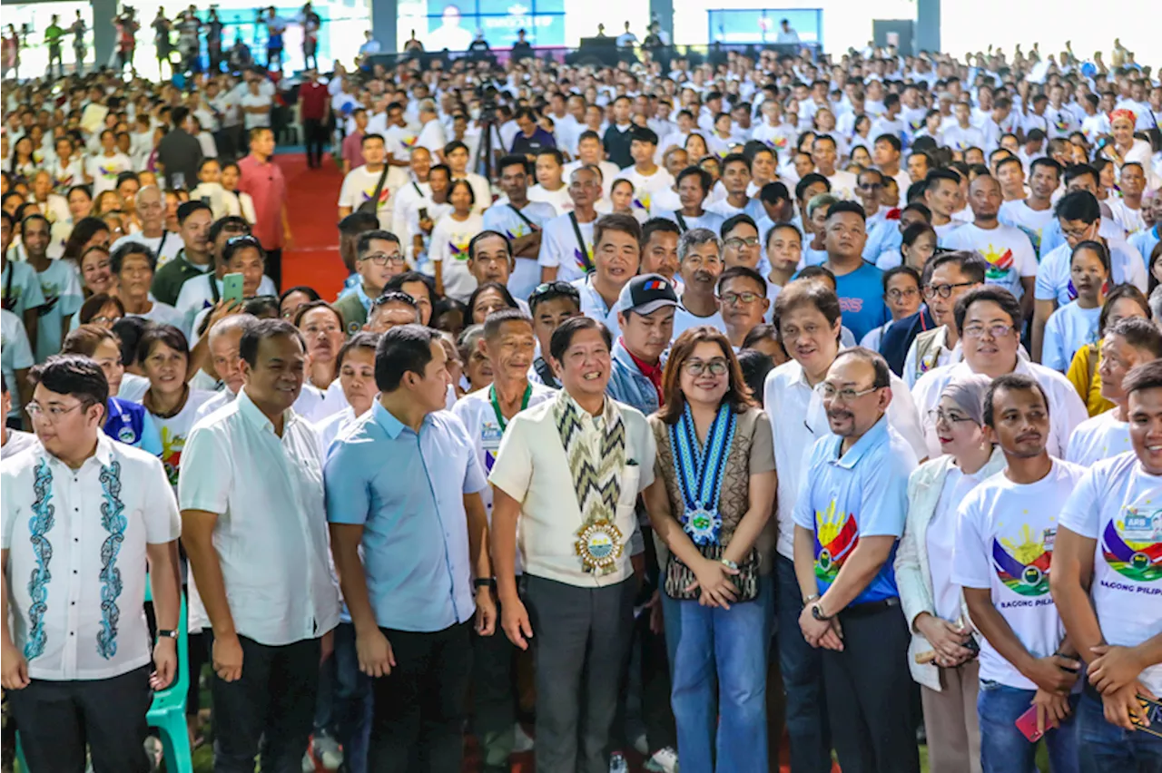 PBBM gives land titles, condones loans of Davao farmers