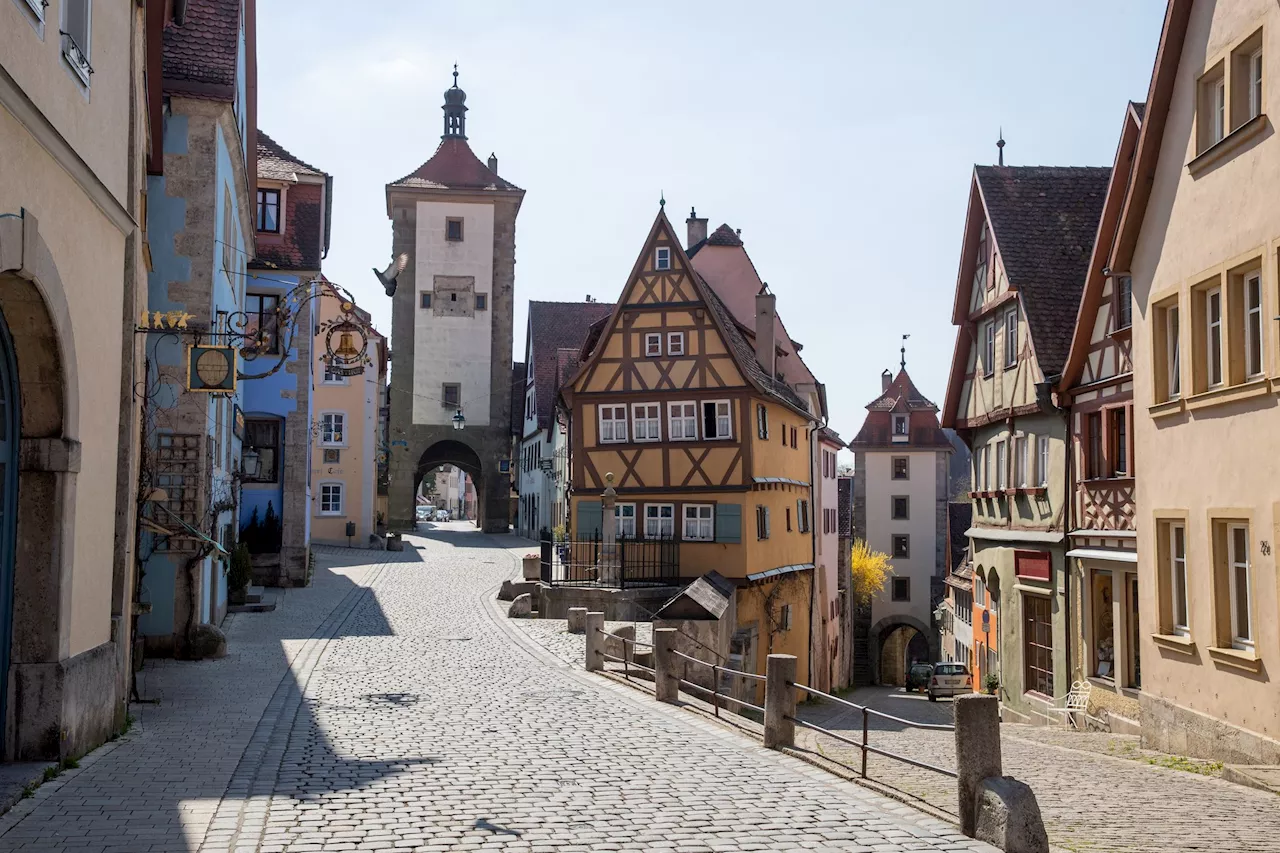 Rothenburg mit Zeltstadt als Kulisse der Landesausstellung