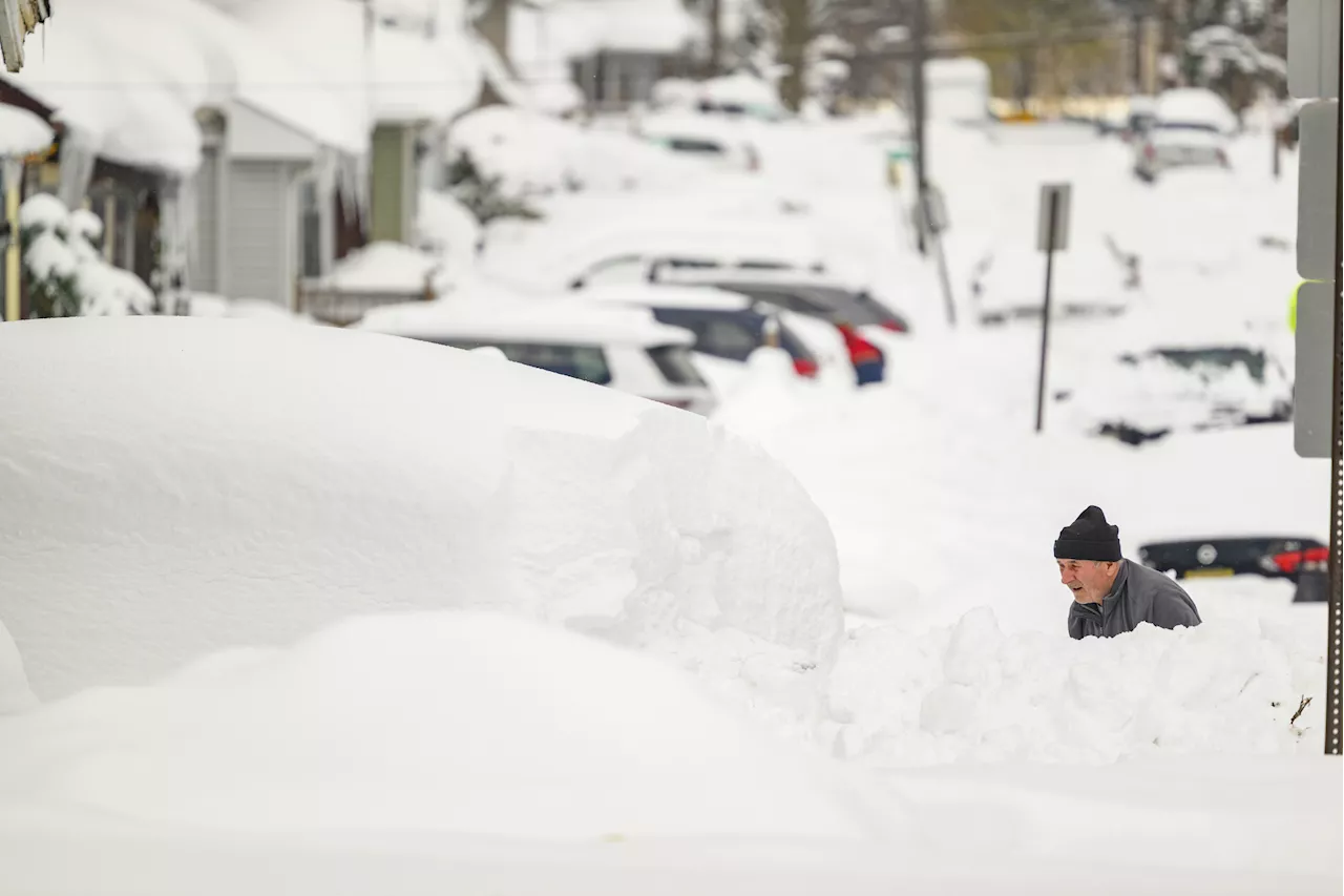 Winter Weather Updates: Great Lakes Braces for Major Storm, Blizzard Warnings