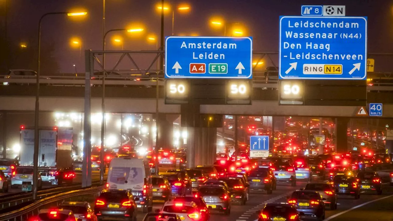 Avondspits Eerder Onder Pakjesavond - 900 Kilometer File