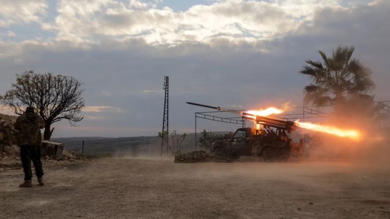 Syrische rebellen vallen Hama in Noord-Syrië binnen, leger Assad trekt zich terug