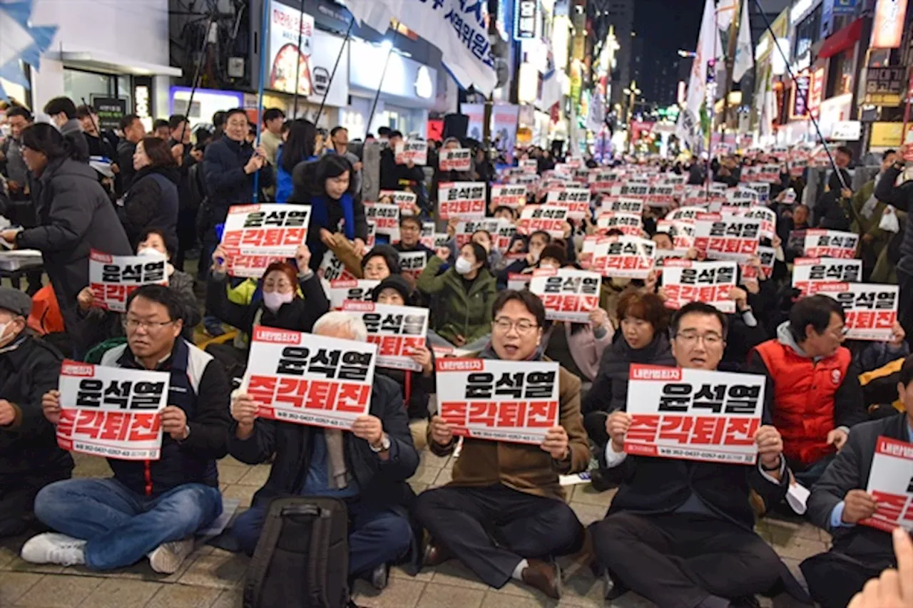 부산서 윤석열 퇴진 집회 3000여 명 참가