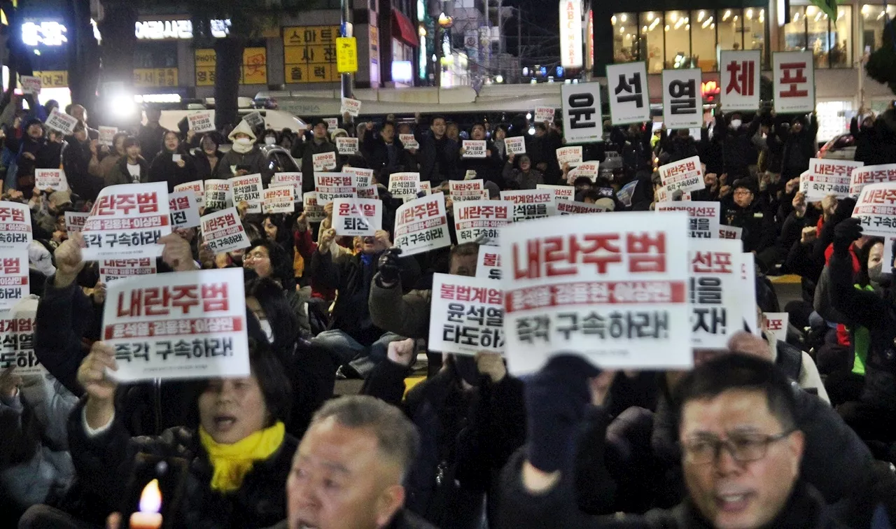 윤석열 즉각 퇴진 요구 제주도민대회, 900여 명 참여