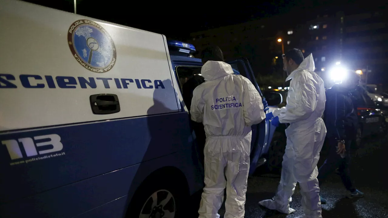 Spari a Roma, gambizzato in strada: è grave. Ipotesi dopo regolamento di conti