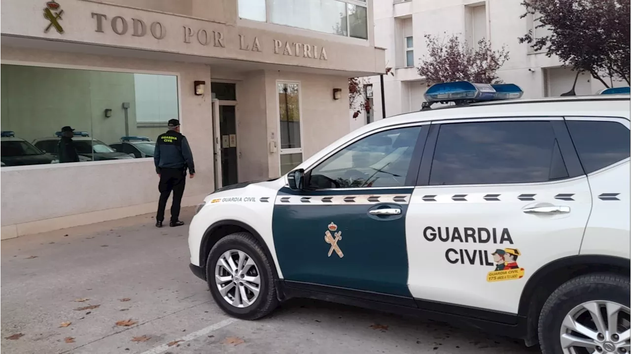 Asuntos internos detiene a un exresponsable de la Guardia Civil del puerto de Valencia por narcotráfico