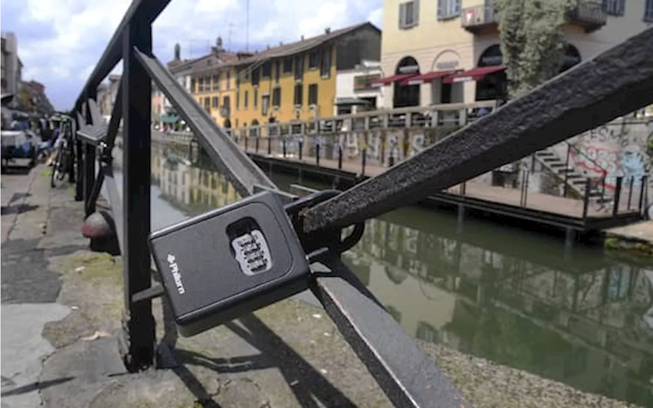 Affitti brevi, a Roma la polizia ha iniziato a rimuovere le keybox dal centro