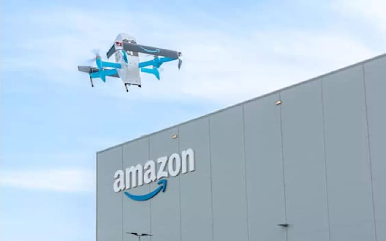 Amazon, primo volo dei droni per le consegne in Italia