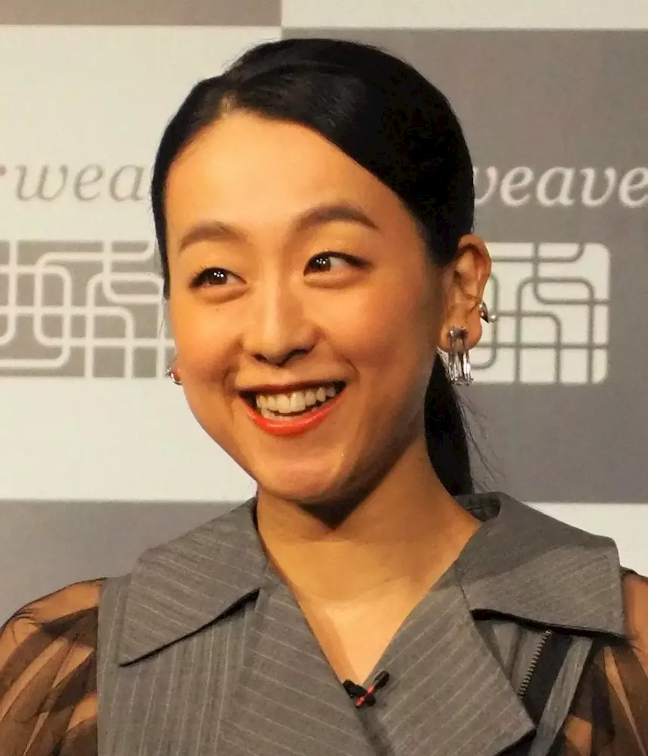 浅田真央、恋愛の理想が高いと明かす