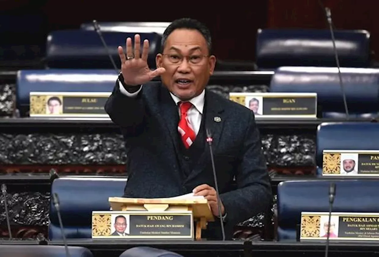 Malaysian MP Suspended for 10 Days for Insulting Speaker