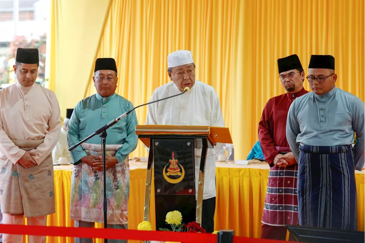 Sultan Sharafuddin Expresses Disappointment Over Klang's Cleanliness and Flooding Issues