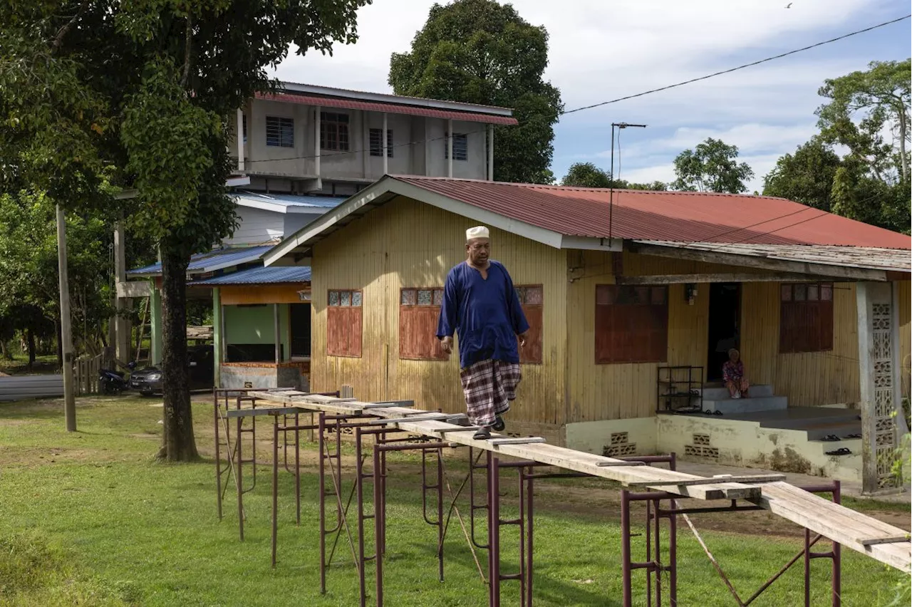 Villagers innovate to tackle flood challenges in Rantau Panjang