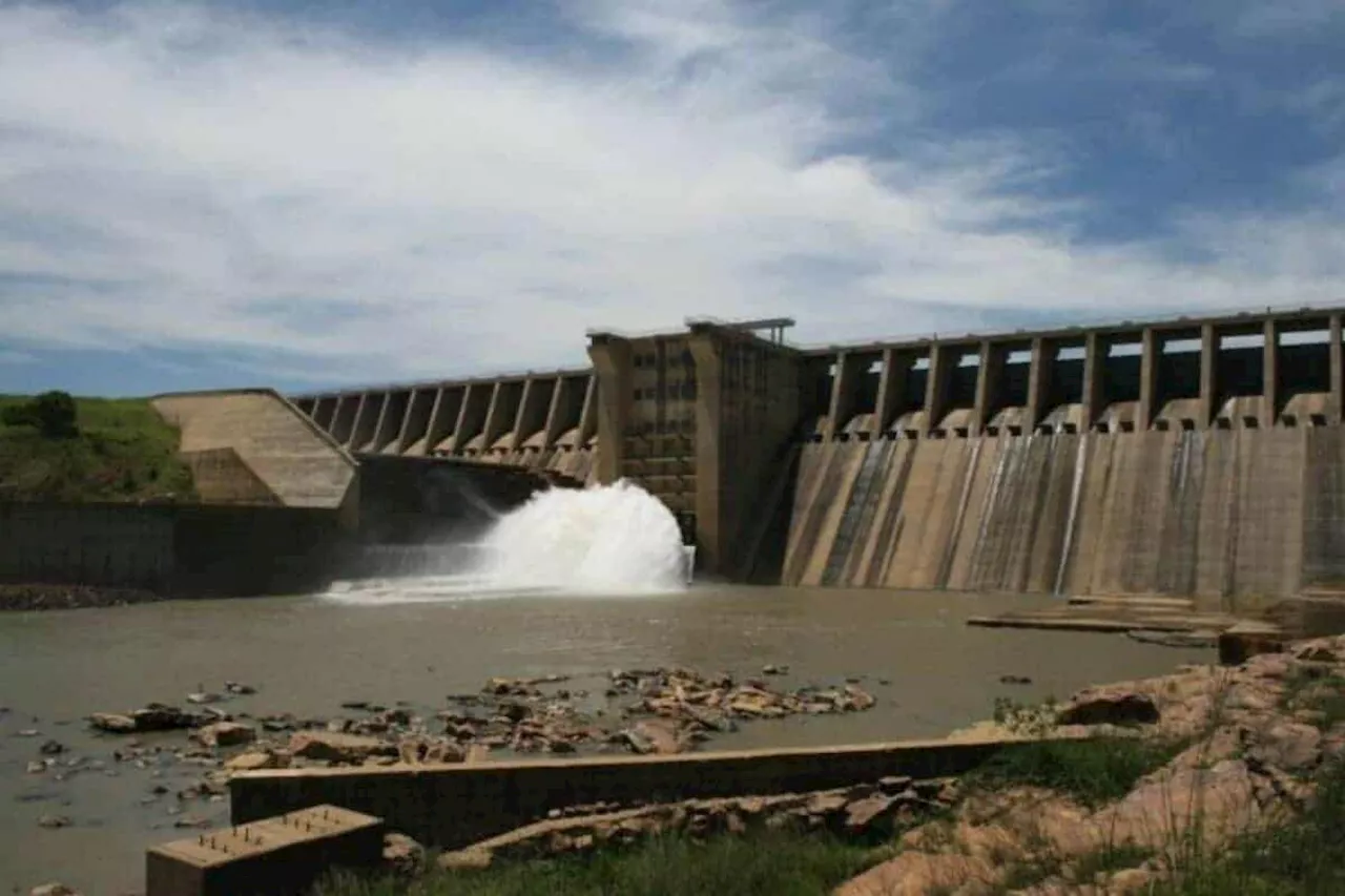 Vaal Dam Water Levels Decline: Experts Warn Without Panic