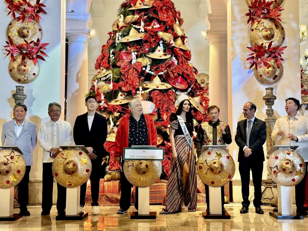 The Manila Hotel heralds the holiday season with Christmas tree lighting ceremony