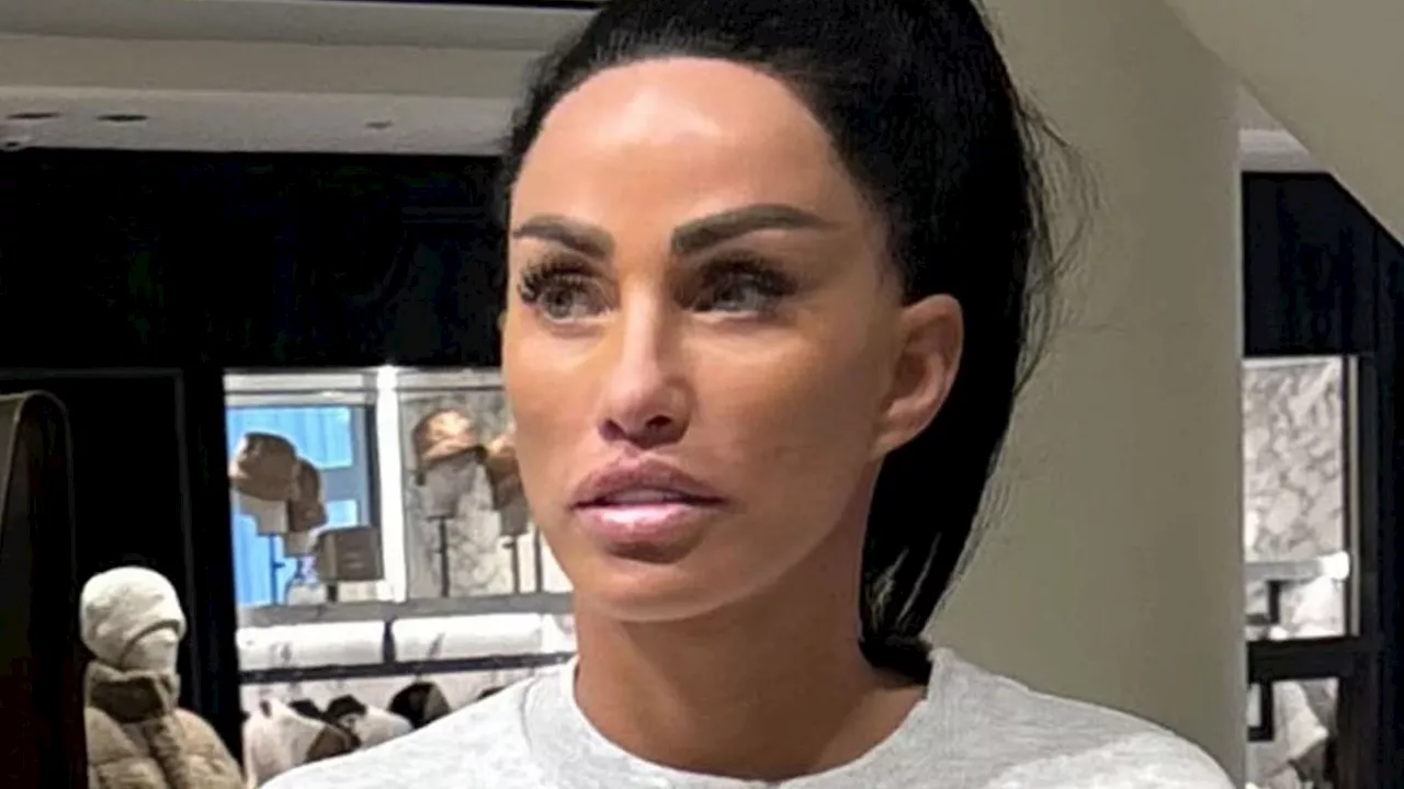 Katie Price Shows Off £10,000 Facelift During Shopping Trip With Rumoured Fiancé