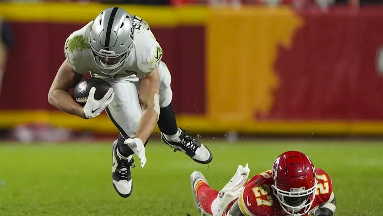 Raiders rookie TE Bowers having a dominant season