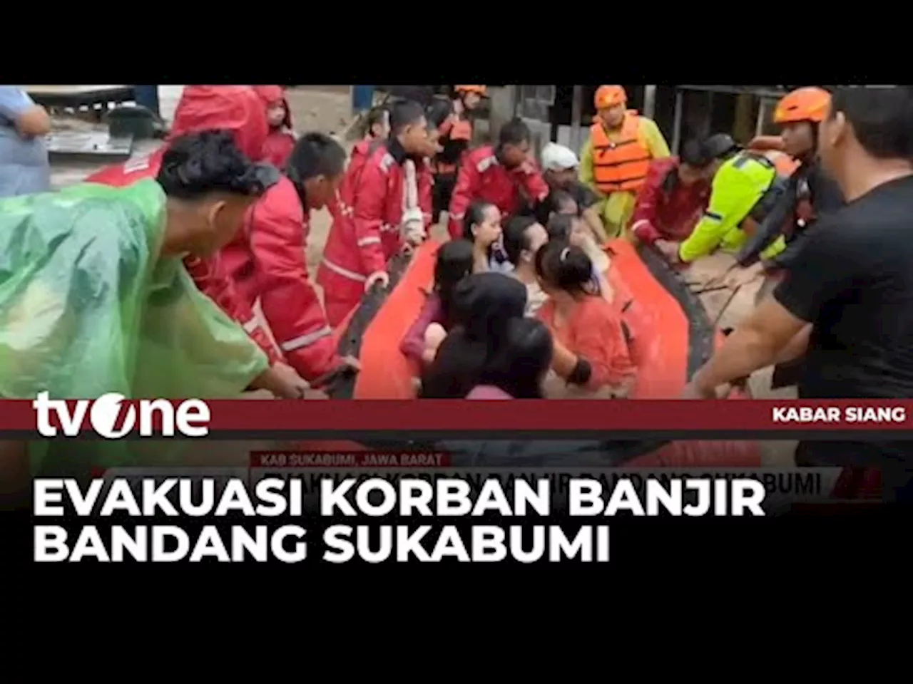 Tim SAR Gabungan Dikerahkan untuk Lakukan Evakuasi Korban Banjir Bandang di Sukabumi