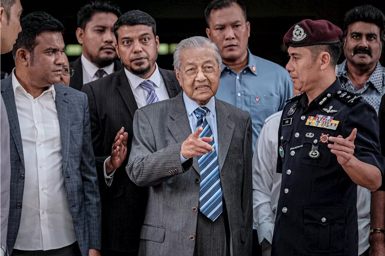 Keputusan tidak teruskan semakan Batuan Puteh hanya berpandukan keterangan Dr Mahathir