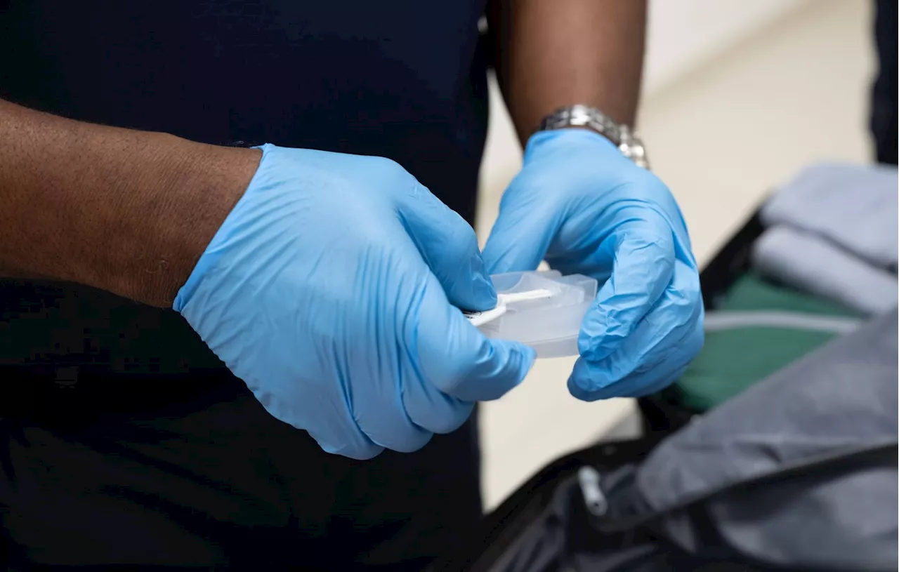 Deux jeunes hommes condamnés à de courtes peines de prison pour possession de stupéfiants