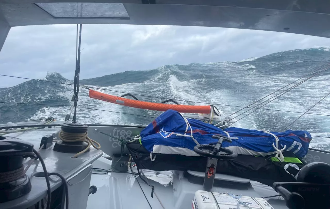 Vendée Globe: Charlie Dalin Devant la Flotte Dans une Dépression