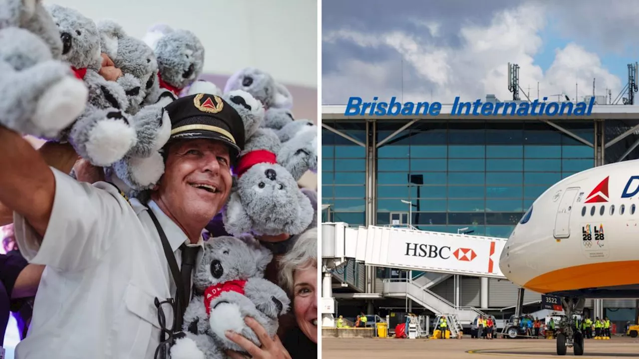 Inaugural Delta flight from Los Angeles to Brisbane touches down