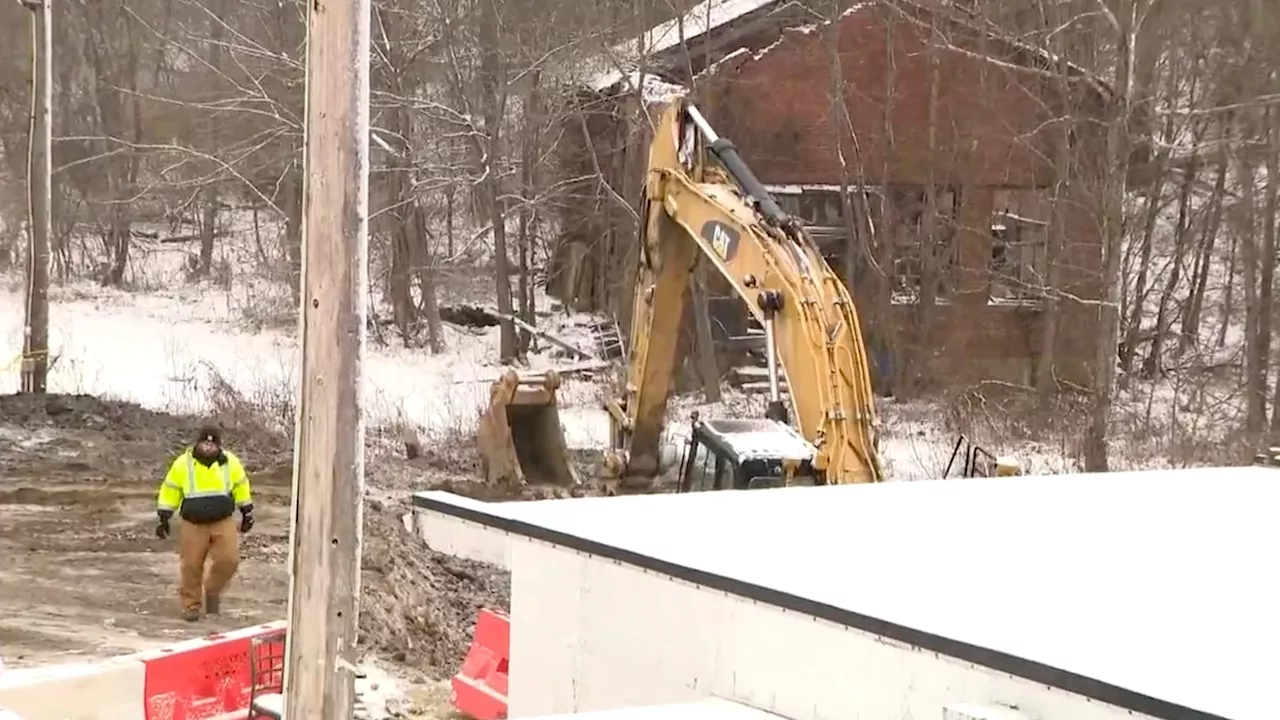 Body of grandmother who fell into Pennsylvania sinkhole recovered after dayslong search