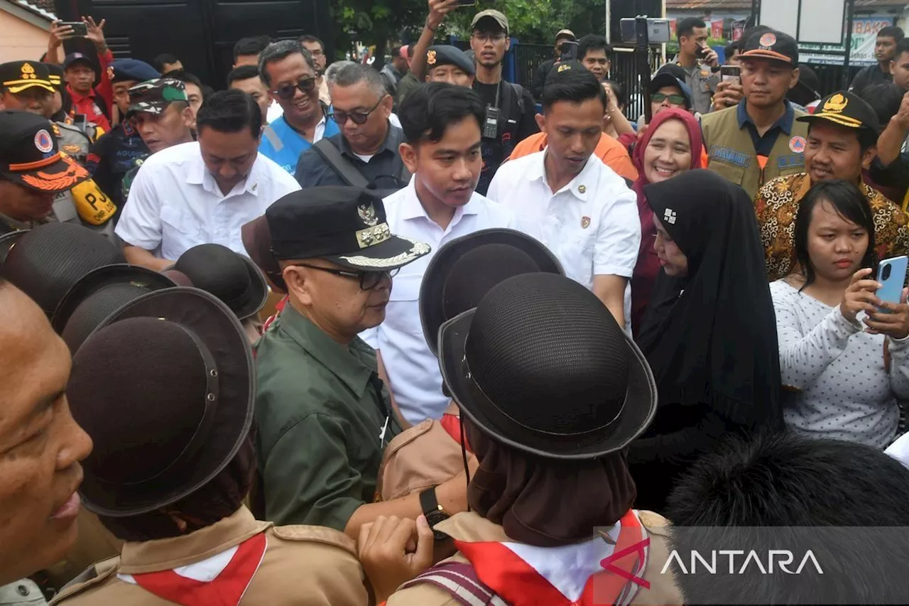 Wakil Presiden Tinjau Lokasi Pengungsian Korban Bencana di Sukabumi