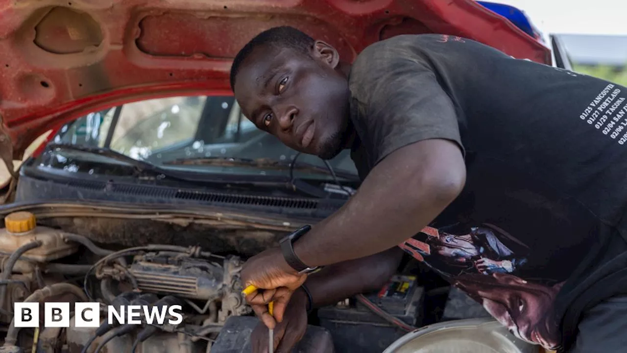 Ghanaian Accountant Now a Mechanic Amid Economic Crisis