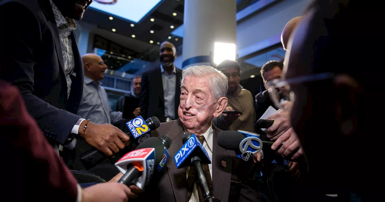 Funeral today for Lou Carnesecca, legendary St. John's basketball coach