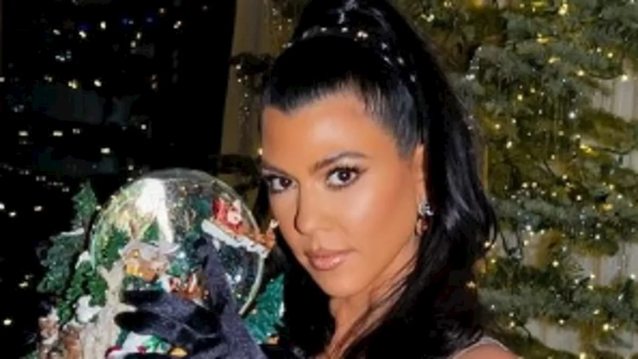 Fans Criticize Kourtney Kardashian's Christmas Decorations