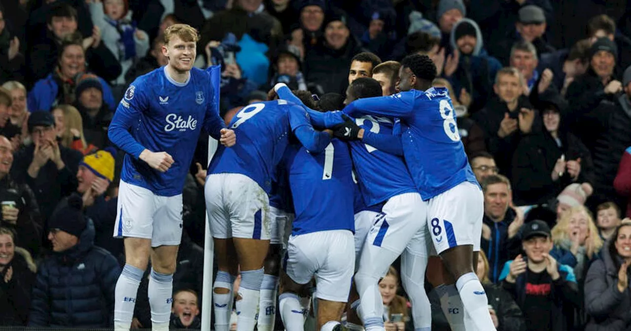 Goodison Park post-match reaction spoke volumes as Arne Slot sent 'hostile' Everton warning